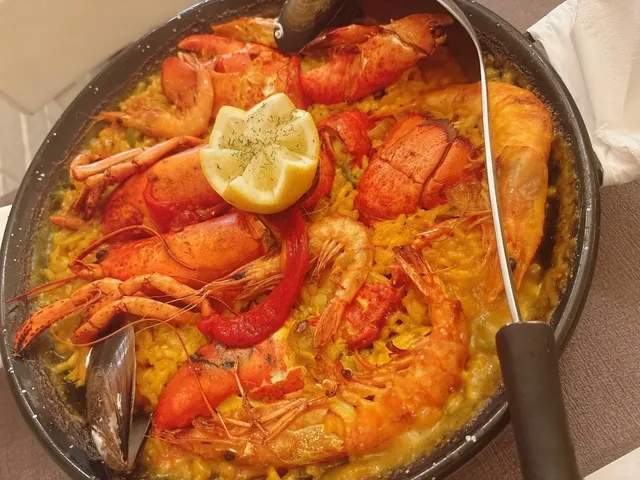 🇪🇸 Madrid | Just Had the BEST Paella of My Life 🥘