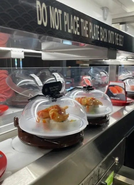 🍣 Kura Revolving Sushi Bar | Robotic Sushi Fun in Pittsburgh