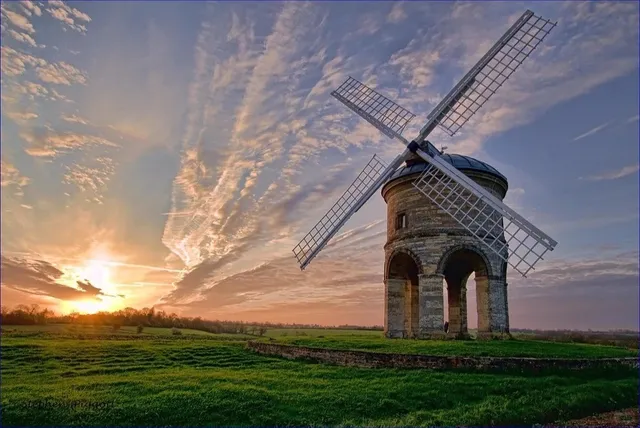 🇬🇧 Coventry Travel Guide: Must-See Spots! 🚗🏰