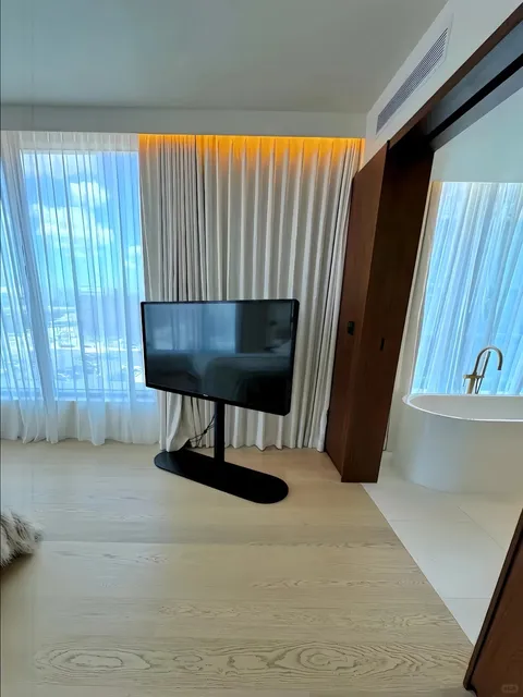 🇺🇸 Tampa Staycation Goals: Wake Up by the Ocean 🌊