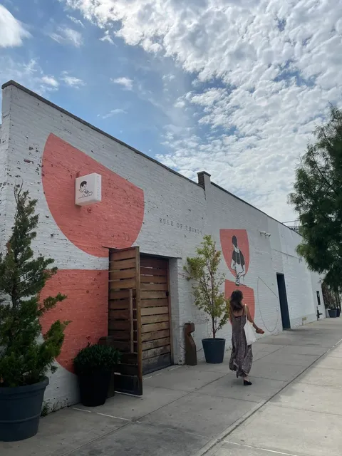 🛍️ NYC Strolls | Artsy Bites & Boutiques in Williamsburg