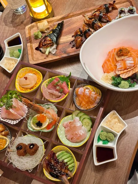 DMV | Tyson’s Japanese Eatery: Salmon Bowl 🍣 & Uni Sashimi