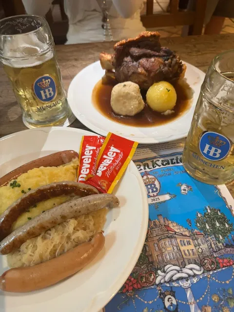 🇩🇪 Munich Old Town Walk: A Fairytale Day in Bavaria 🏰✨