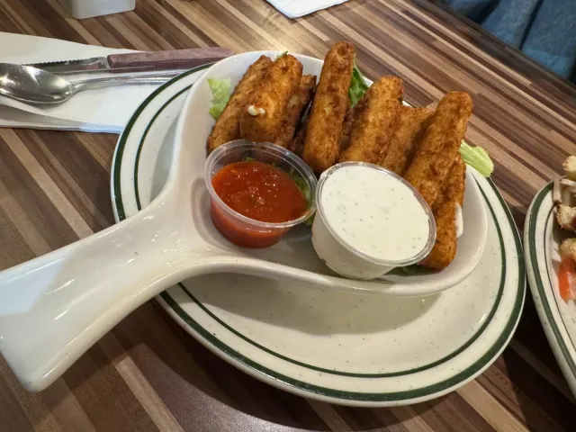 🏛️ Norms – An LA Icon Since 1957! 🕰️