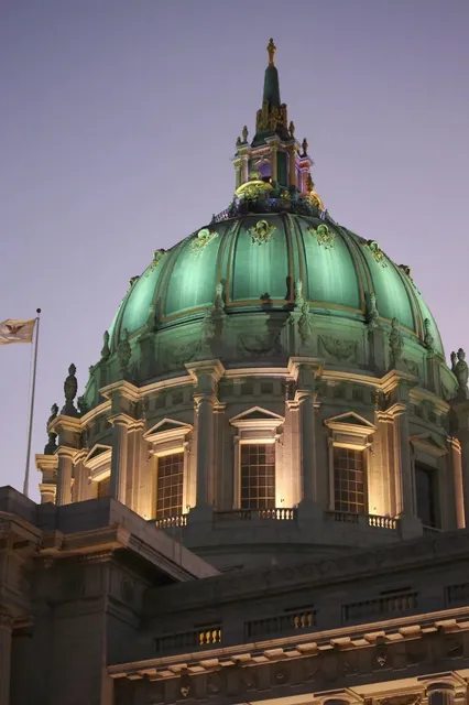 San Francisco City Hall: Where History Meets Architectural Grandeur 🏛