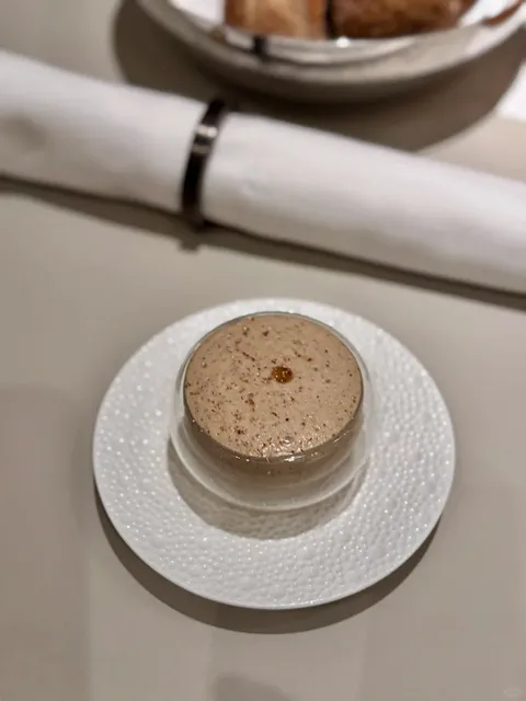 Essential By Chris in New York (1)🎂