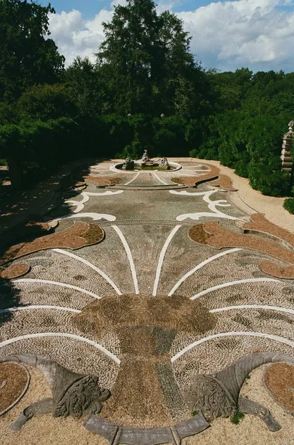 A Serene Historic Garden in Washington DC 🌿