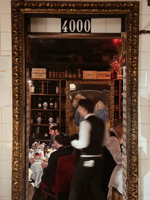 🍴 Authentic Milanese Pork Cutlet Recommended by Locals!