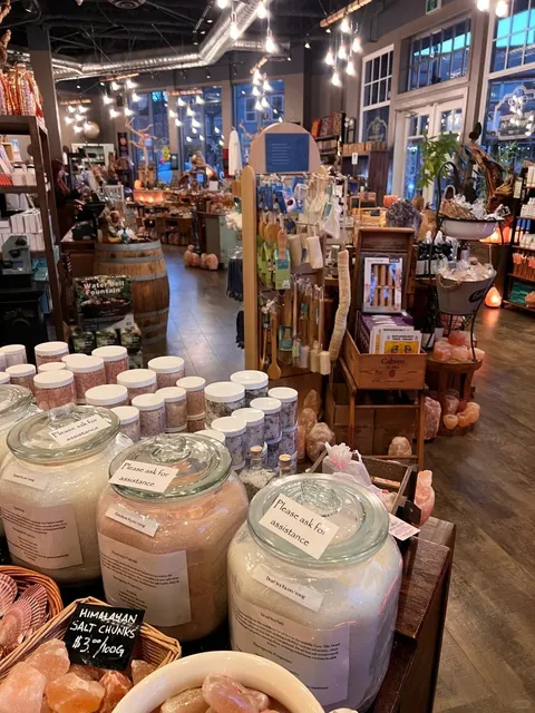 🇨🇦 Vancouver's Vintage Town: Fort Langley