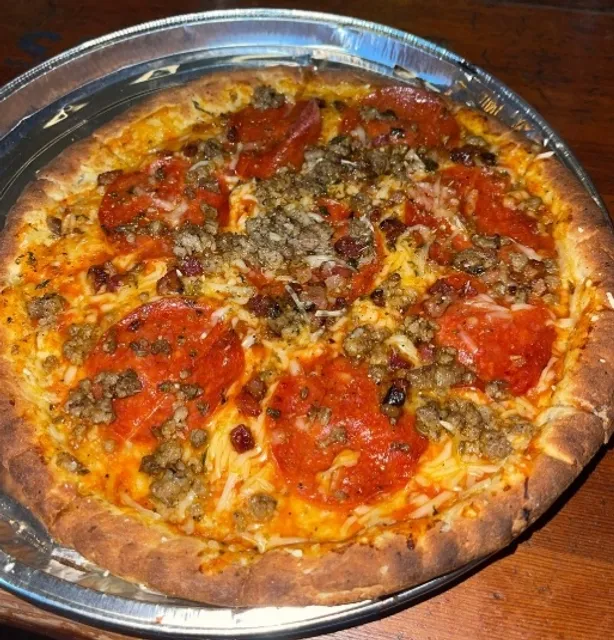 A Thin-Crust Pizza Discovery on the Street Corner