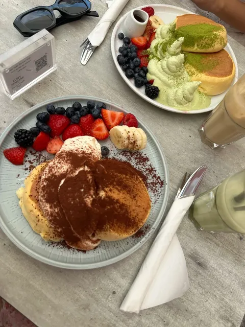 🇩🇪 Another lovely "date" in Munich with a beautiful sister! ~