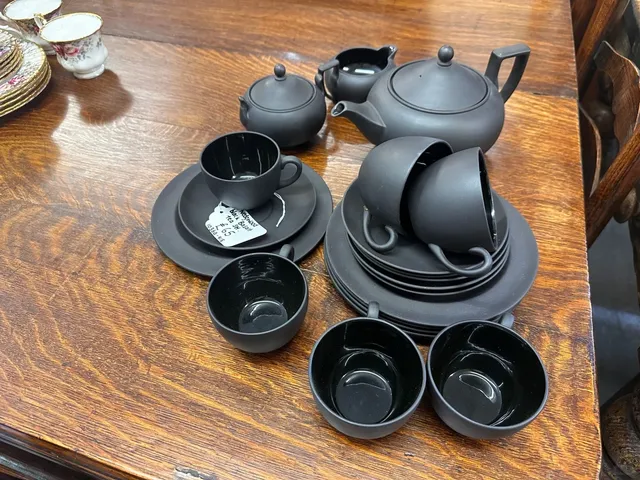 🇬🇧 Xiyu Exploration 013: 🇬🇧 Leicester Village Antique Warehouse