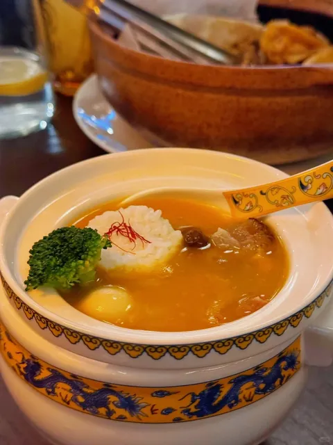 Flame-Seared Salt-Baked Chicken Sets NYC Winter on Fire! 🔥🐔