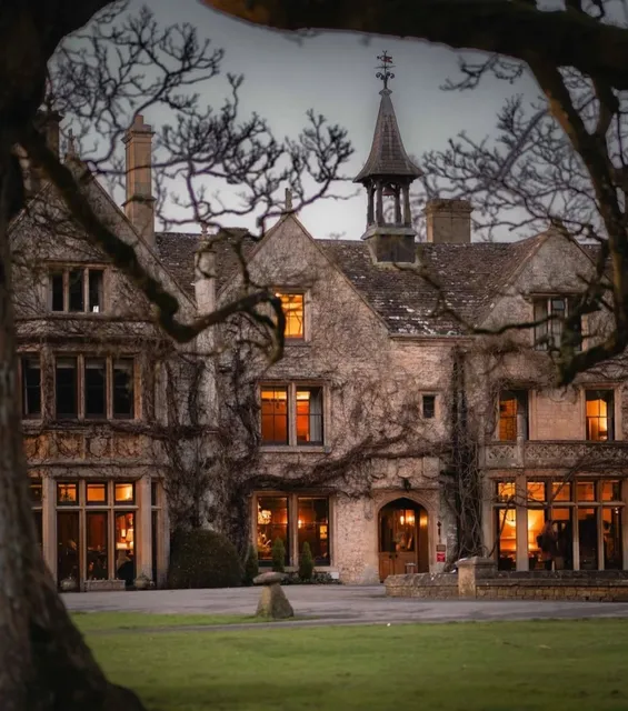 Escape the bustling city and take a stroll in the Cotswolds countrysid