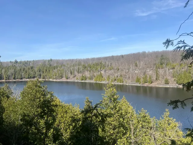 🇨🇦 Must-Visit: Halton Falls Conservation Area! 🏞️