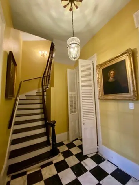 A Beautiful House & Staff Make It 5 Stars! ⭐️