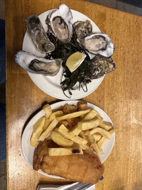 🌊 Galway, Ireland | A Solo Traveler’s Coastal Fairytale