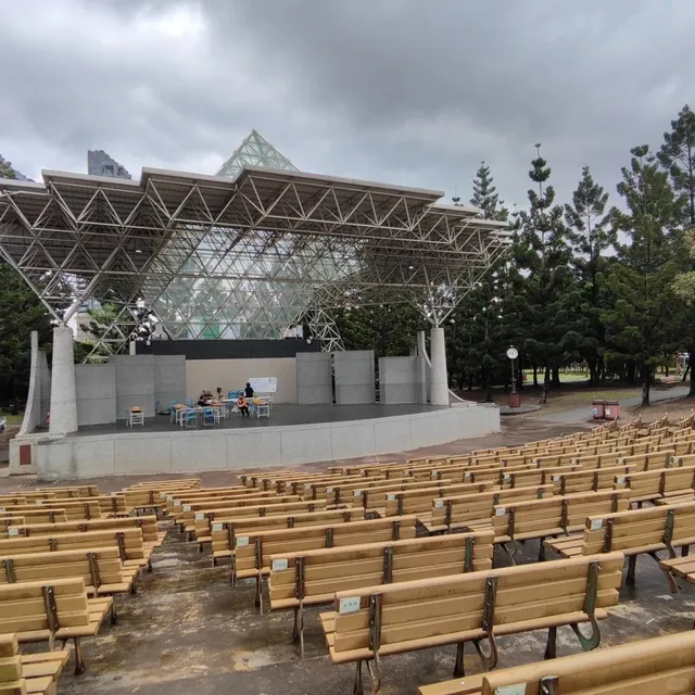 Open-Air Music Stage - Da'an Forest Park 🌳🎶🏟️（1）