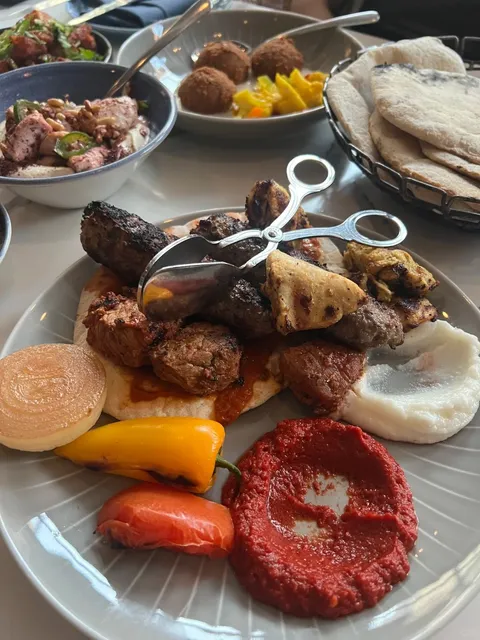 🚗 Toronto to Chicago Road Trip - Part 1: Detroit