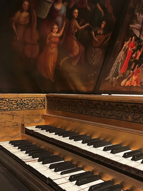 🎼 A Marvelous Day at Brussels’ Stunning Musical Instrument Museum ✨🎹