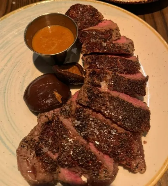 🍷 The Last Page | Orange, OH