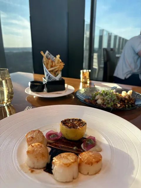 Seattle | Ascend Rooftop Restaurant