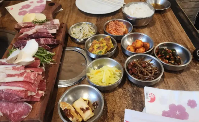 🇧🇷 Korean food in Sao Paulo doesn't have to be on Korean Street