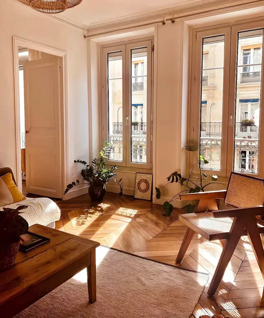 Paris Airbnb Experience: Classic French Living!