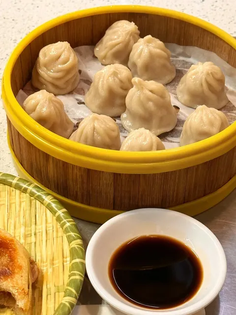 Victoria Eats | First Week Takeout Roundup 🥢