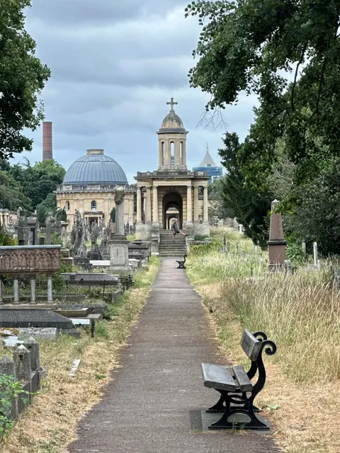 ​​🇬🇧 Brompton Cemetery: Where London’s Memories Whisper 🍂​​