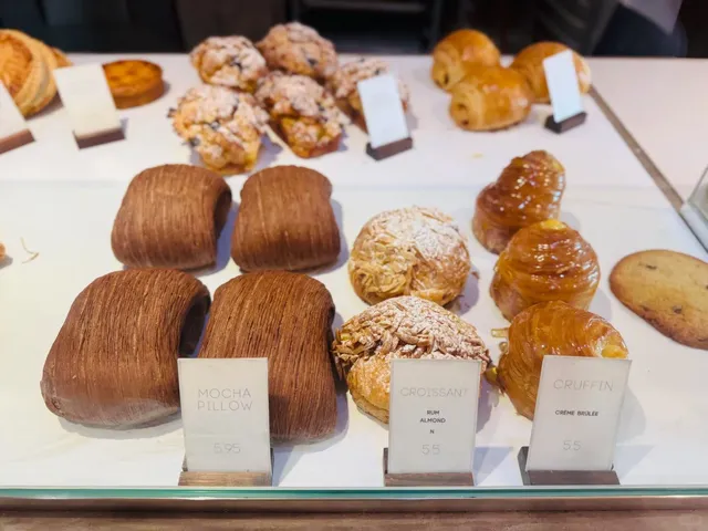 🍰 Cho-Kowk-Lat - My New Top 3 French Patisserie in GTA! ✨  