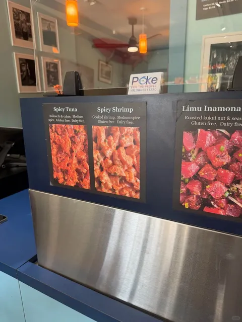 🏝️ Beachside BBQ & Cocktails in Waikīkī – This Is the Hawaiian Vibe!