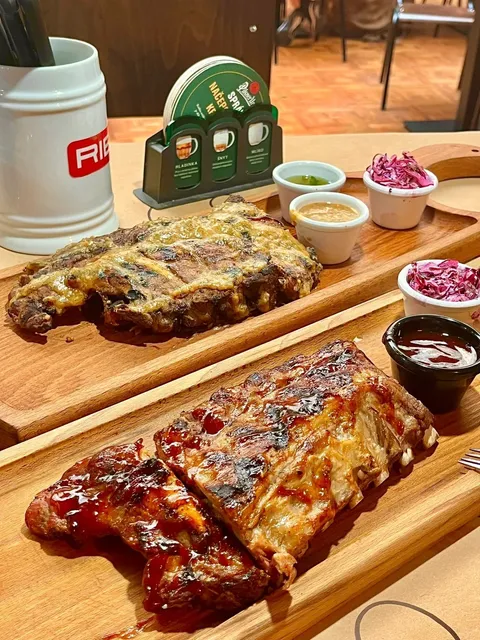 ​​🍖 Prague's Must-Try Honey-Glazed Pork Ribs - 10€ Feasts  