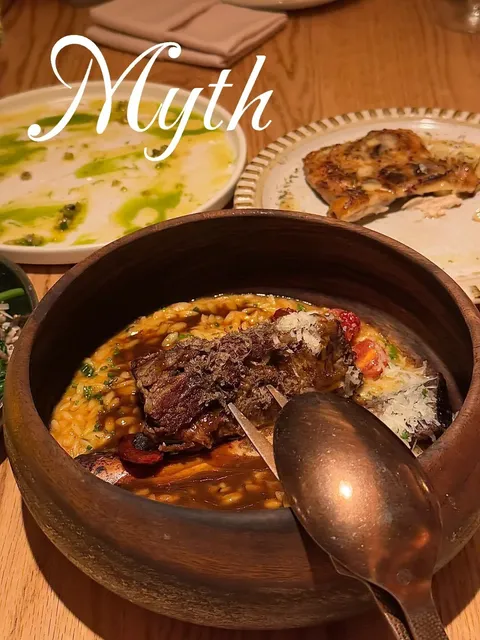 🇨🇦 Toronto | The Perfect Romantic Greek Date Night Spot 💙🍽️