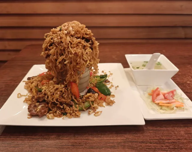 Boston Food Recommendation | Mama Ribs Kee Mao