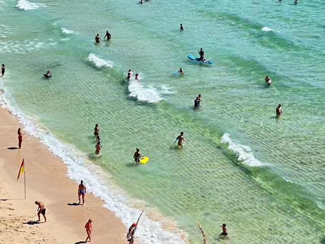 🇬🇧 Penzance, Cornwall | Gentle Sea Breeze, Fierce Sunburn