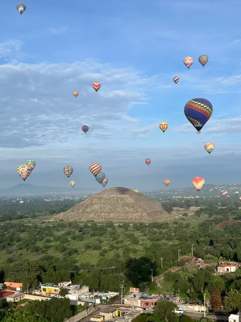🇲🇽 Must-Do Near Mexico City: Hot Air Balloon ☀️