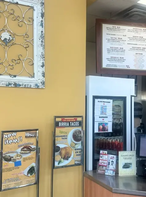 🌮 Taqueria La Hacienda: Authentic Mexican Flavors in Minneapolis 