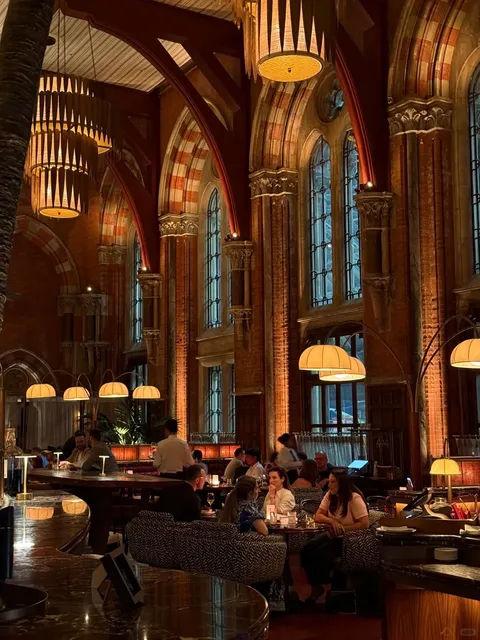 🇬🇧 Hidden Gem Bar in London ~ Only £10+ per Drink! ✨