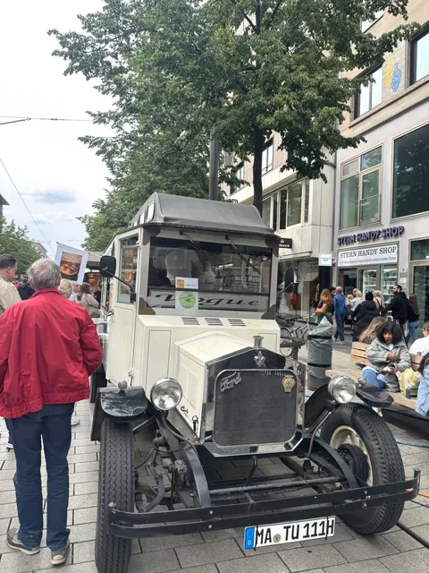 🇩🇪 Mannheim's Annual Stadtfest: A Summer Wonderland!😎