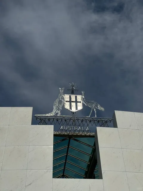 Canberra One-Day Itinerary (with Food, Stay & Photo Tips!)