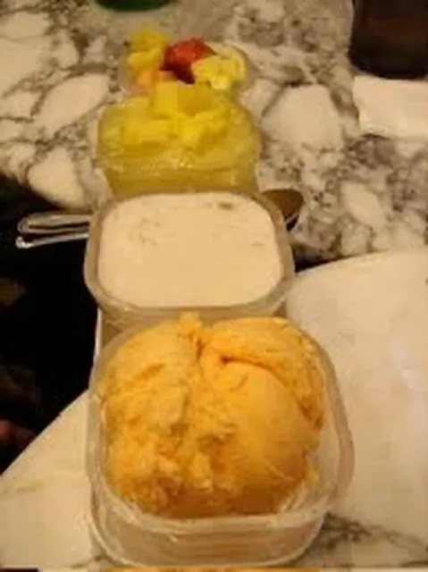 🍧 Golden Island Cafe – A Cozy Sweet Spot in the Outer Sunset! 🌇