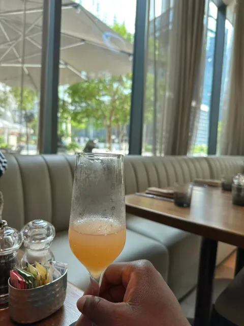 Excellent Location & Top Service at This Miami Hotel! A Must-Visit! 🏨