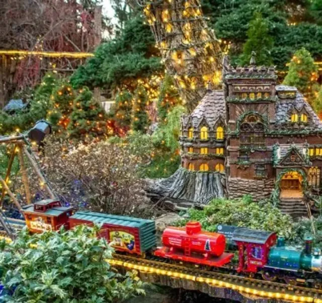 🚂 Holiday Garden Railway at Morris Arboretum