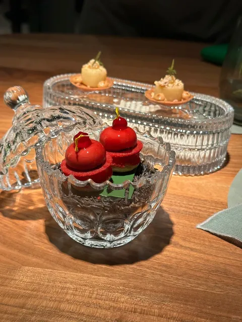 🇩🇪 Germany | 2-Michelin-Star 🌟🌟 VOTUM