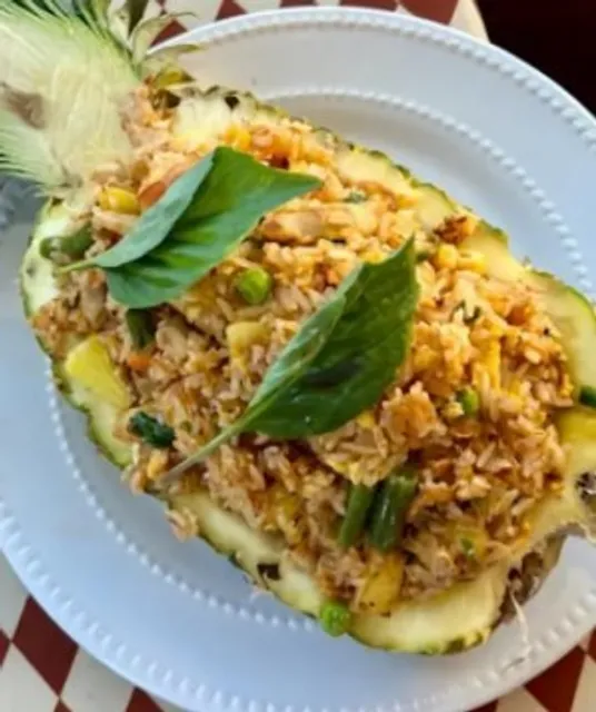 Yotea & Yoka Kitchen 🍍🍲