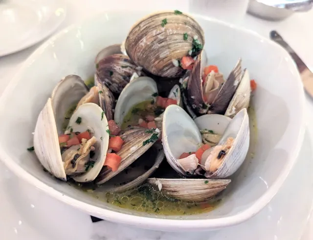 A Delightful Seafood Dinner 🦞🍽️