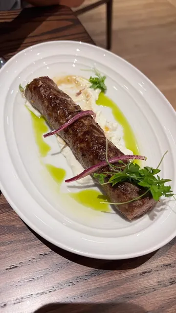 🌿 SIFR – New Mediterranean Restaurant in Chicago’s River North