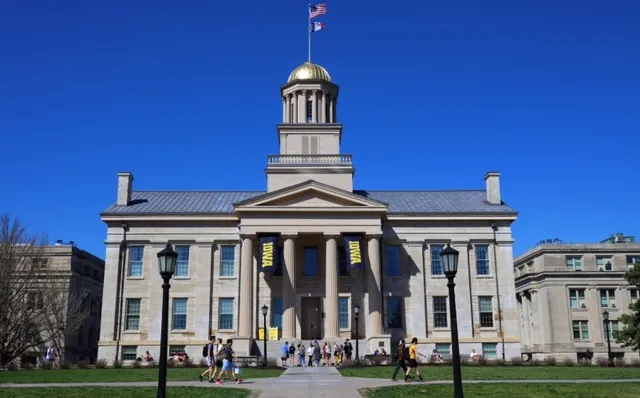 Iowa State | One-Day Transit Travel Attractions