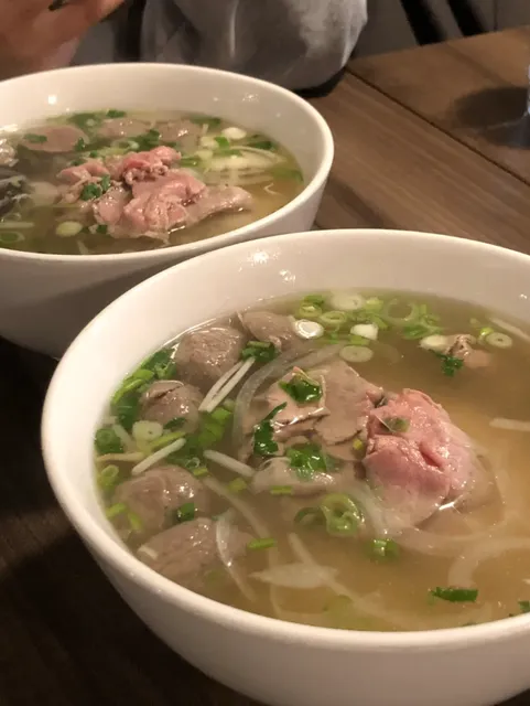 Kingston Ultimate Foodie Guide | Local Favorites & Hidden Gems 🤩